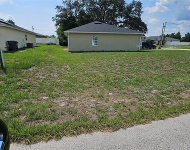 120 Zinnia Lane W - Photo Thumbnail 2