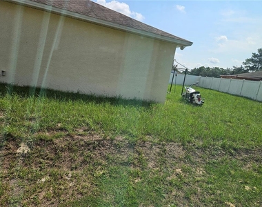 120 Zinnia Lane W - Photo Thumbnail 1