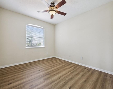 551 Terrace Spring Drive - Photo Thumbnail 22