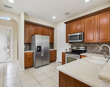 551 Terrace Spring Drive - Photo Thumbnail 6