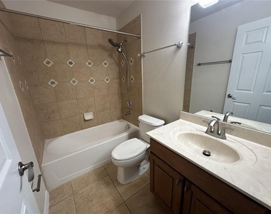 11648 Delwick Drive - Photo Thumbnail 12
