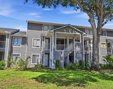 2216 Stonington Avenue - Photo Thumbnail 1