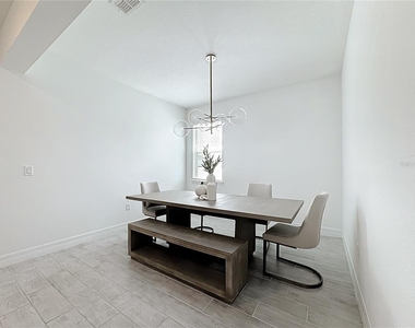 1061 Chasetree Lane - Photo Thumbnail 5