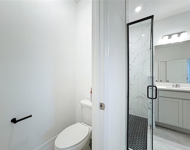 1061 Chasetree Lane - Photo Thumbnail 31
