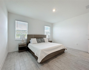 1061 Chasetree Lane - Photo Thumbnail 27