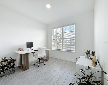 1061 Chasetree Lane - Photo Thumbnail 18