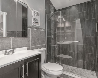 307 Woodbay Court - Photo Thumbnail 12