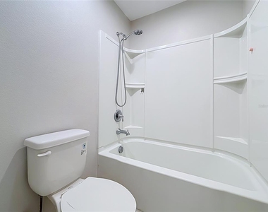 5106 Tuscany Ln - Photo Thumbnail 48