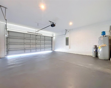 5106 Tuscany Ln - Photo Thumbnail 51