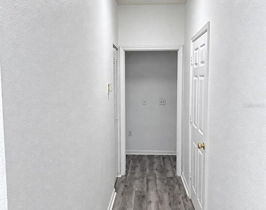 2625 White Magnolia Way - Photo Thumbnail 5