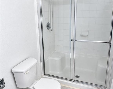 2625 White Magnolia Way - Photo Thumbnail 8