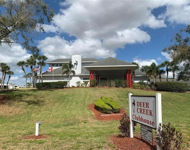 319 Broken Woods Boulevard - Photo Thumbnail 4