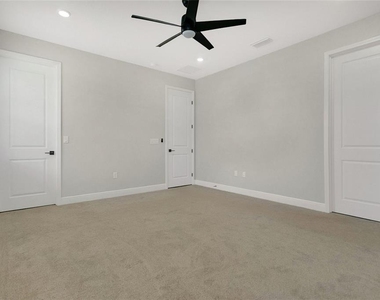 2091 Axel Street - Photo Thumbnail 10