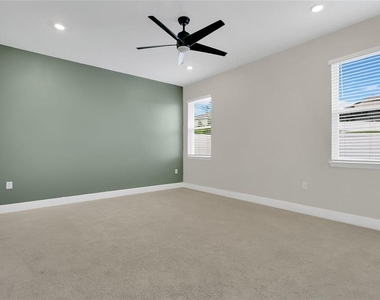 2091 Axel Street - Photo Thumbnail 9