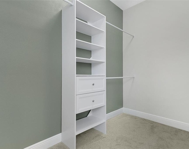2091 Axel Street - Photo Thumbnail 13