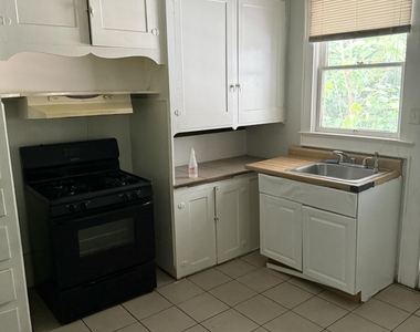 840 Monroe Avenue - Photo Thumbnail 9