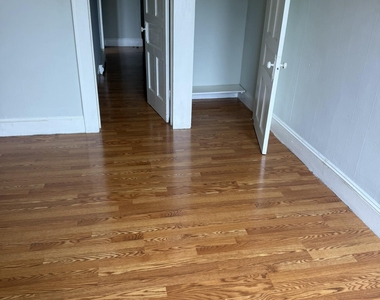 840 Monroe Avenue - Photo Thumbnail 1