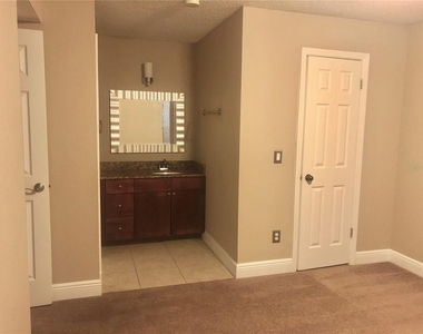 5128 Conroy Road - Photo Thumbnail 16
