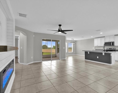 3405 Yarian Drive - Photo Thumbnail 4