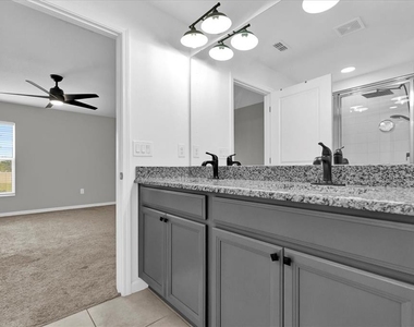 3405 Yarian Drive - Photo Thumbnail 20