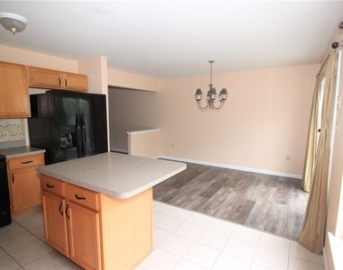 1703 Pinewind Drive - Photo Thumbnail 3