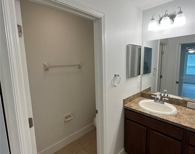 2820 Adelaide Court - Photo Thumbnail 13
