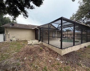 885 Darwin Road - Photo Thumbnail 16
