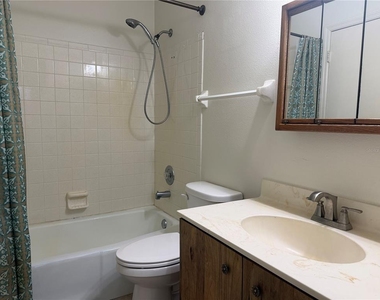 885 Darwin Road - Photo Thumbnail 11