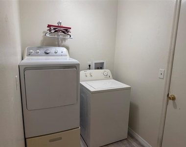 885 Darwin Road - Photo Thumbnail 12