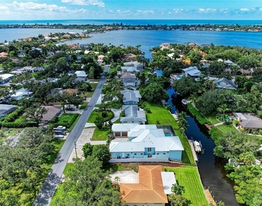 1837 Upper Cove Terrace - Photo Thumbnail 76