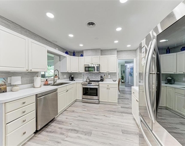 1837 Upper Cove Terrace - Photo Thumbnail 13