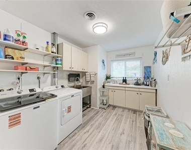1837 Upper Cove Terrace - Photo Thumbnail 41