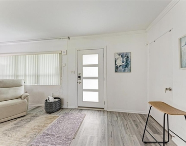 1837 Upper Cove Terrace - Photo Thumbnail 8