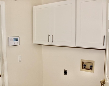 6301 Neamathla Drive - Photo Thumbnail 19