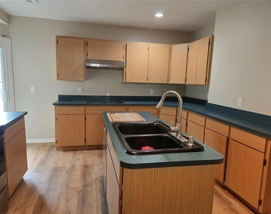 455 Marcum Road - Photo Thumbnail 2
