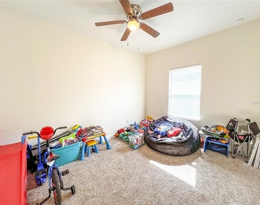 25230 Nw 2nd Avenue - Photo Thumbnail 10