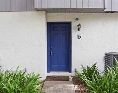 3600 Sw 19th Avenue - Photo Thumbnail 2