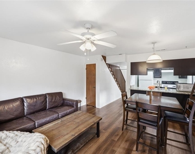 3600 Sw 19th Avenue - Photo Thumbnail 8