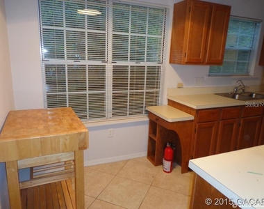 5103 Sw 94th Street - Photo Thumbnail 5