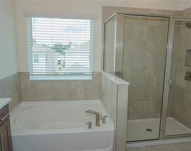 1400 Nw 127th Drive - Photo Thumbnail 25