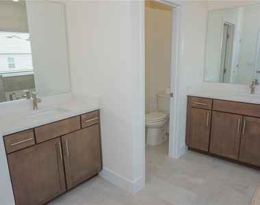 1400 Nw 127th Drive - Photo Thumbnail 27