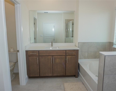 1400 Nw 127th Drive - Photo Thumbnail 26