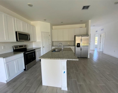 13238 Keystone Boulevard - Photo Thumbnail 2