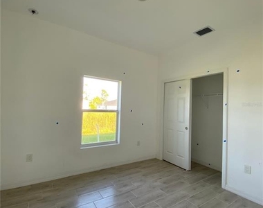 13238 Keystone Boulevard - Photo Thumbnail 5