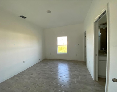 13238 Keystone Boulevard - Photo Thumbnail 9