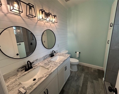 25427 Doredo Drive - Photo Thumbnail 14