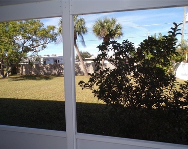 772 S Ellicott Circle - Photo Thumbnail 37