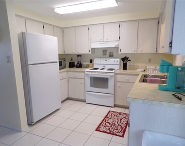 772 S Ellicott Circle - Photo Thumbnail 1