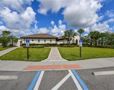 15717 High Bell Place - Photo Thumbnail 33