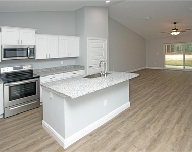 9342/9344 N Peachtree Way - Photo Thumbnail 5